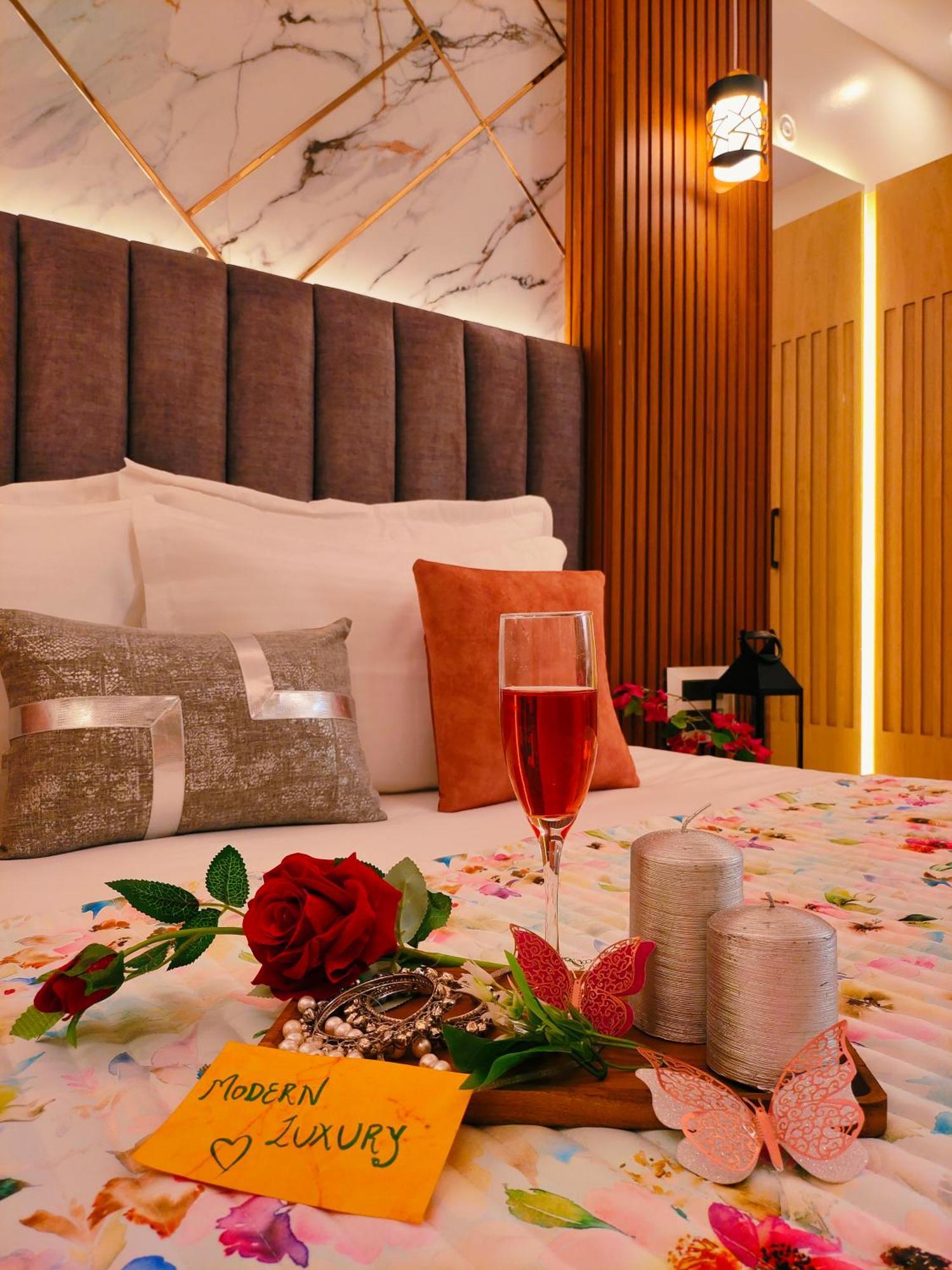 Sarang Palace - A Luxury Boutique Hotel Jaipur Buitenkant foto